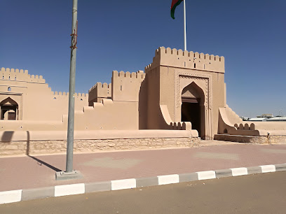 قلعة الخندق - البريمي - +968 24 641331