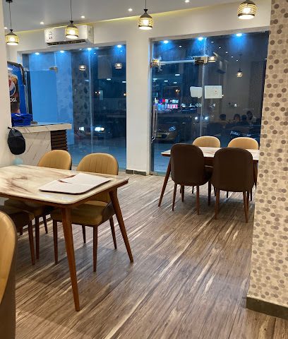 مقهي بيت الدجاج - البريمي - +968 7997 3303