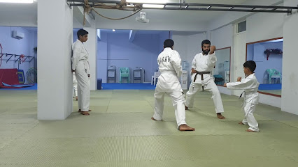 اكاديمية مسقط للكاراتيه - دو Karate - Do - السيب -