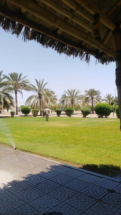 حديقة لوى العامه - Oman|Liwa|Service Rd،|FHMP+GMG