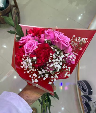 محطة زهرة أوهانا للورود والهدايا - السيب -