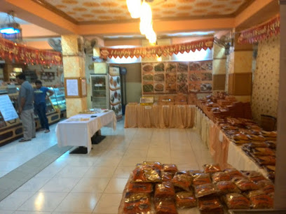 مخبز وحلويات بومباي - مسقط - +968 24 832900