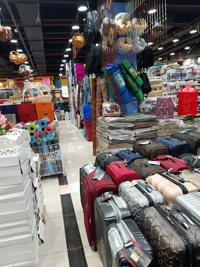 سوق هدايا الإمارات - Oman|Muscat|4147 Way|ECC Plaza