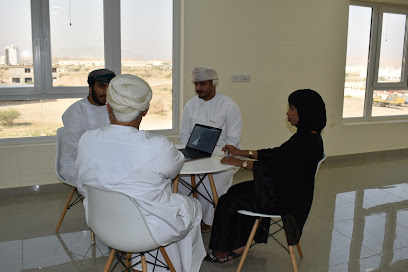 معهد التكنولوجيا وصناعة البلاستيك - مسقط - +968 24 436070