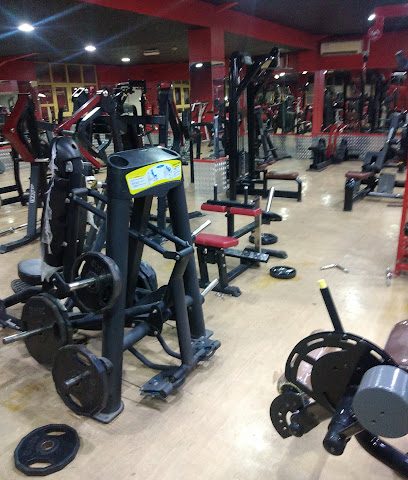 EVEREST GYM LIWA - ليوا -