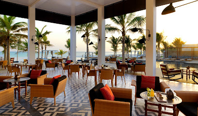 مطعم وبار الميناء - صلالة - +968 23 228252