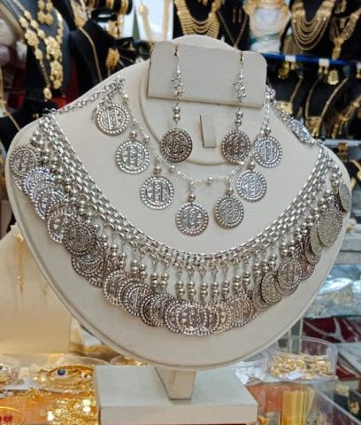 مجوهرات القيصر الصناعية - صلالة - +968 7911 4671