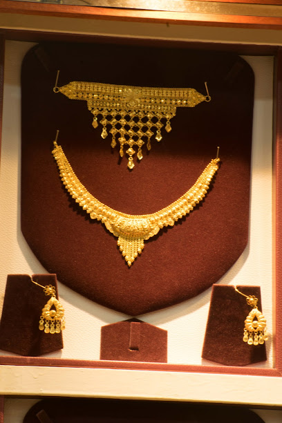 أبجد للتجارة ذ م م - بيع المجوهرات الذهبية والفضية - Oman|Muscat|Muttrah Gold Souk