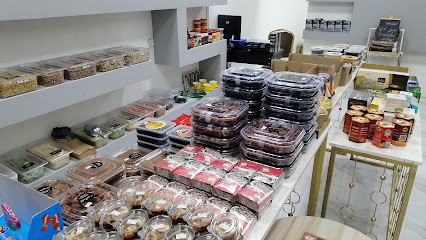 الكاجو والتمور - ليوا - +968 7269 0770