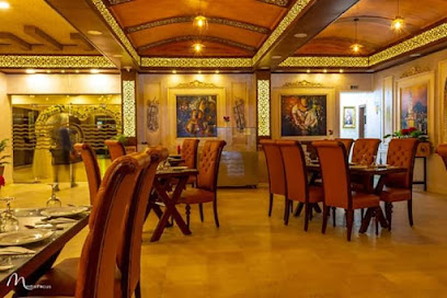 اللمسه الذهبيه للاثاث ابمصري - صلالة - +968 9362 4555