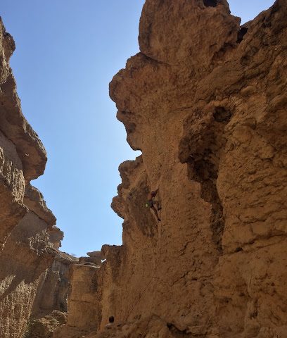 صخرة تسلق وادي دونك - عجران -