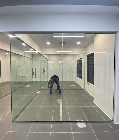 زجاج وألمنيوم - السيب - +968 7961 1877