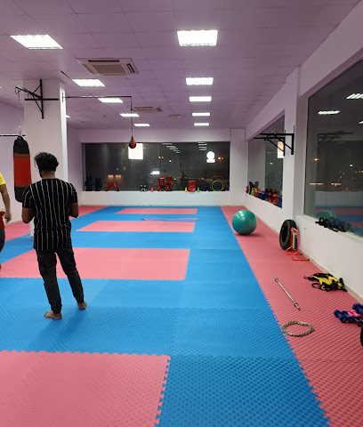 نادي الأبطال للفنون القتالية - مسقط - +968 7891 0369