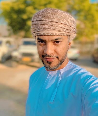 خنجر مجان لبيع وتأجير مستلزمات الأفراح الرجالية وتجهيز العرسان - بركاء - +968 9726 0010