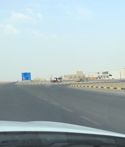 مقهى مأكولات لذيذة - عبري -