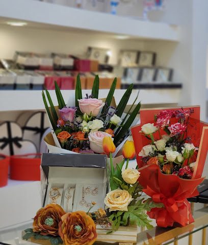 جولدن وينج وينج - مسقط - +968 9405 8574