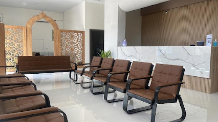 مجمع روح الضياء الطبي - إزكي - +968 9192 0301