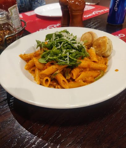 Italiano Pizzeria & Pasta مطعم بزيريا و باستا الايطالية - مسقط - +968 24 596392