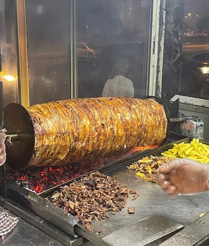 شوارما ومشاوي بيت العم - صلالة -