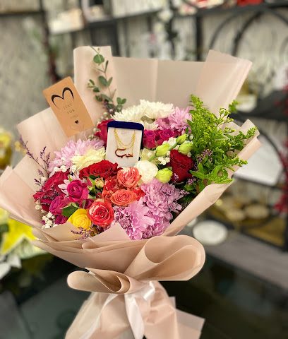 زهرة الليلك.للزهور والهدايا - السيب - +968 9365 3450