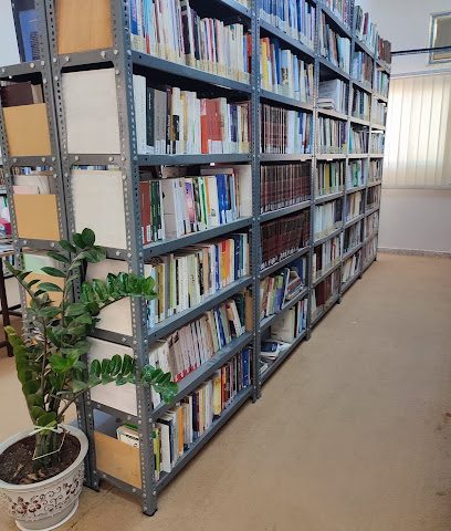 مكتبة بدية العامة - بدية - +968 9599 6674
