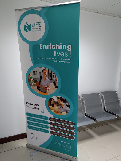 معهد Launchpad للتميز (معاهد LIFE) - Oman|North|Al Ghubrah St|Office No: 52 A - 5th Floor