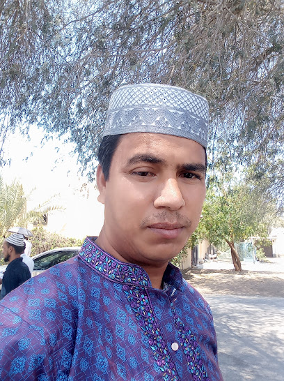 عزيز روم - Oman|Saham|4VVG+9VG