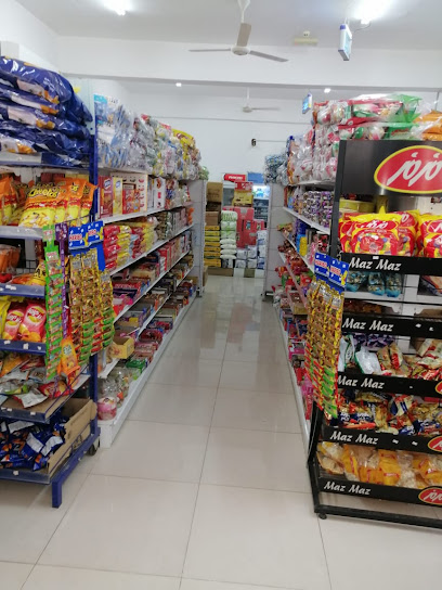 سوبر ماركت - Oman|Qasabiyat az Za'ab|V6V7+69C
