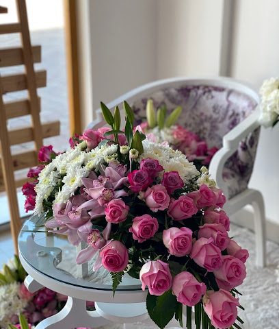 Lavender Rose لاڤندر روز للزهور والشوكولاتة - صور - +968 9616 8800