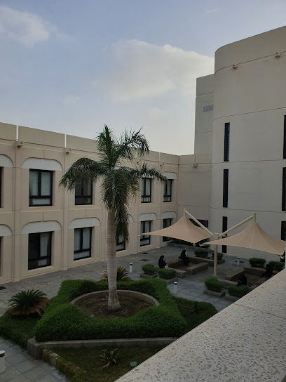 كلية الحقوق - Oman|Seeb