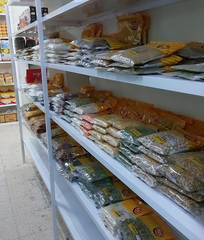 بقالة رموز المنال -  - +968 9365 8884
