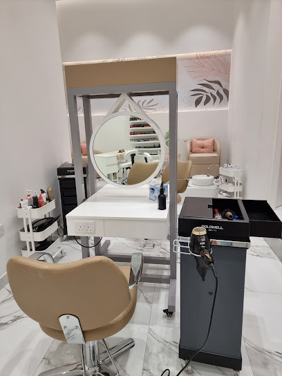 صالون مسقط للشعر والتجميل - Oman|Muscat 134|shop no 6|sabco centre
