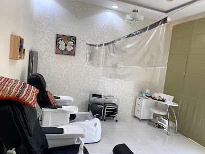 فور سيزونز سبا للسيدات - السيب - +968 9956 9546