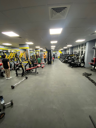 4U GYM & FITNESS STUDIO مركز فور يو استوديو للياقة البدنية - Oman|130|Opposite pizza hut|near zubair motors