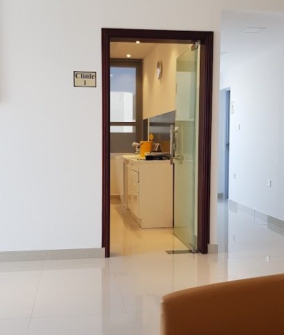 عيادة بركاء التخصصية لطب الأسنان - ولاية - +968 9176 7568